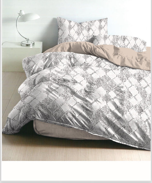 Geometric Comforter